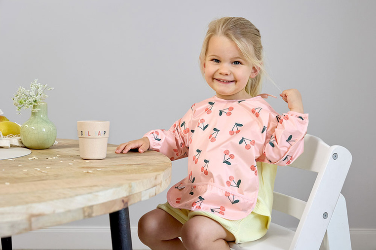 Zestaw śliniaków z długim rękawem 2szt. 6m+ Happy Fruits Cherry Lassig