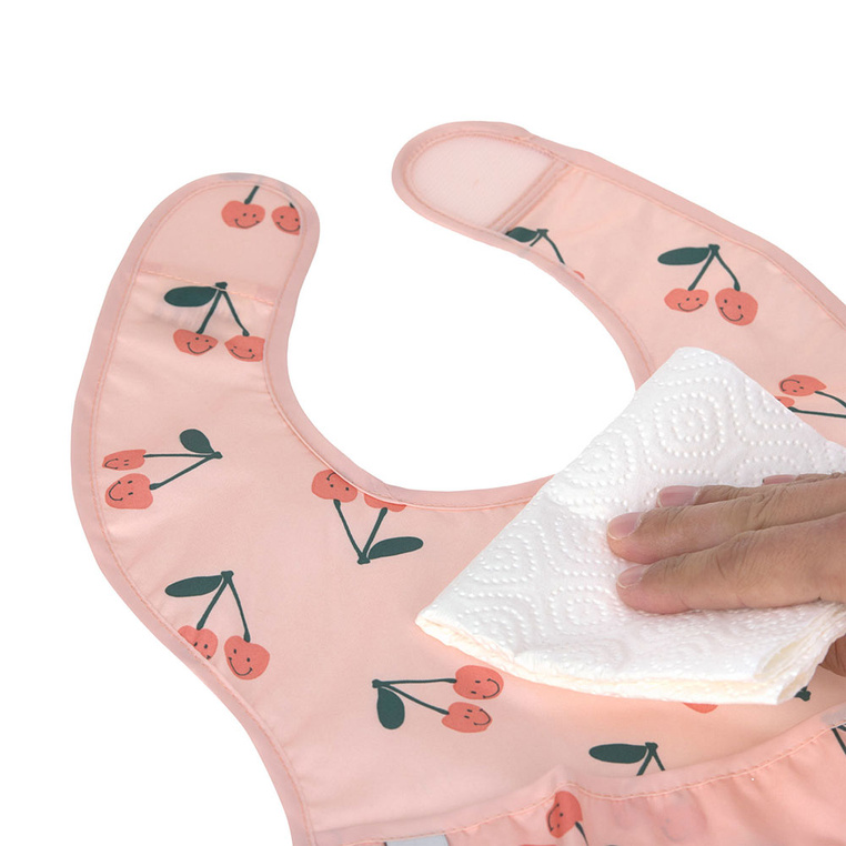 Zestaw śliniaków wodoodpornych 6m+ Happy Fruits Cherry Lassig